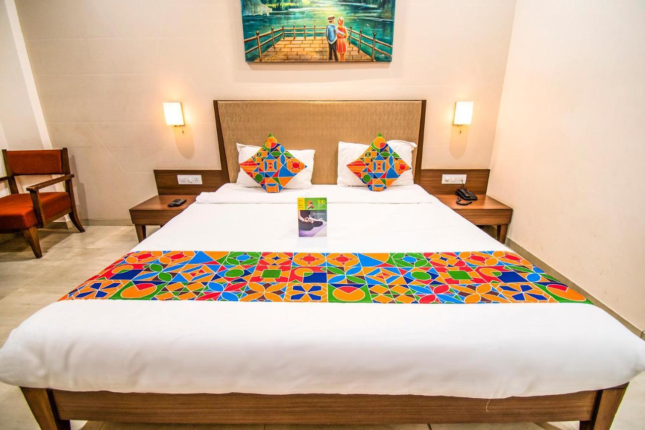 Fabhotel Flora Vastral Ahmedabad Exteriör bild