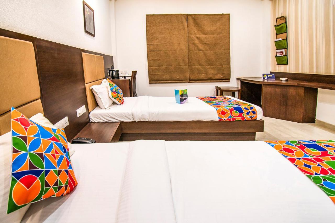 Fabhotel Flora Vastral Ahmedabad Exteriör bild