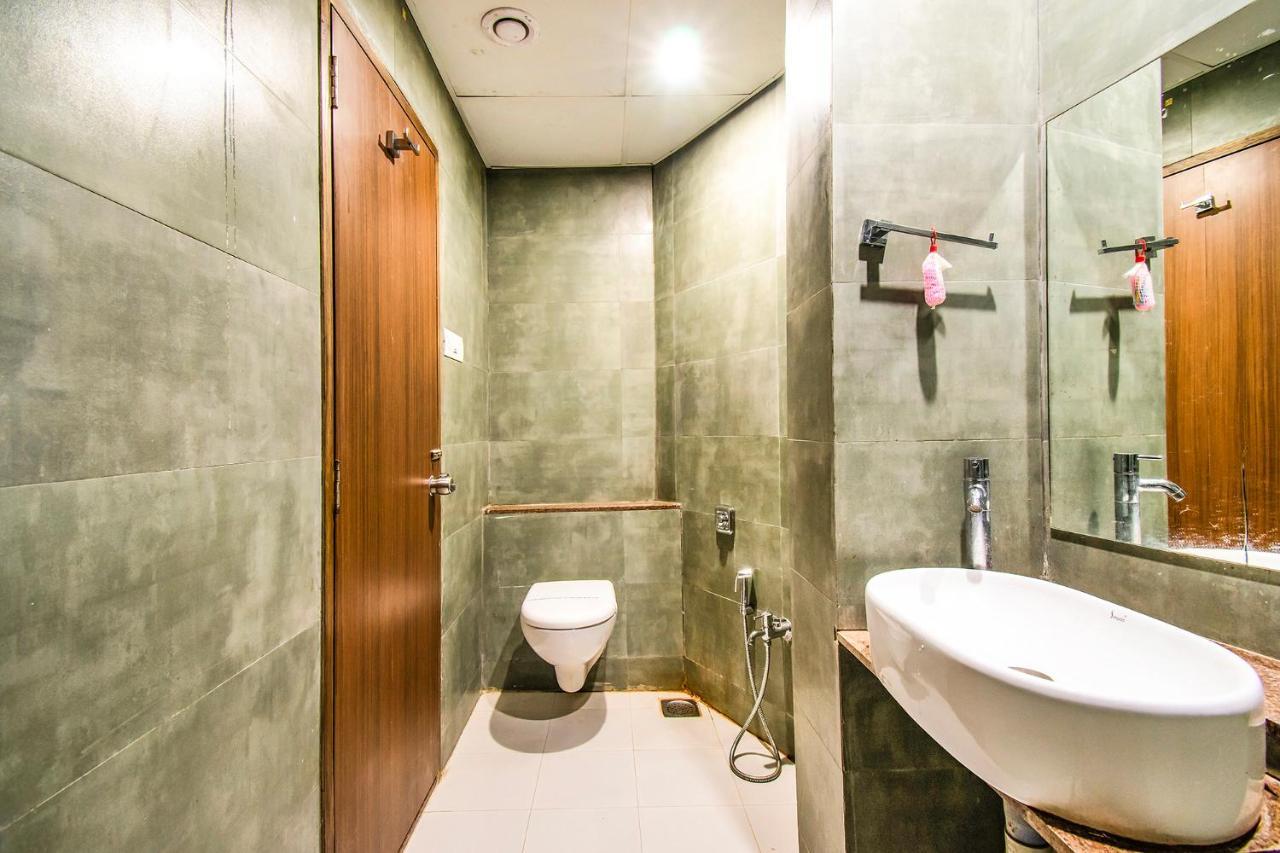 Fabhotel Flora Vastral Ahmedabad Exteriör bild
