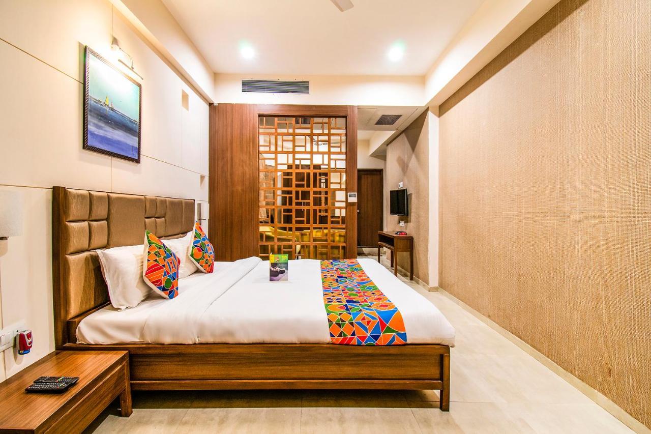 Fabhotel Flora Vastral Ahmedabad Exteriör bild
