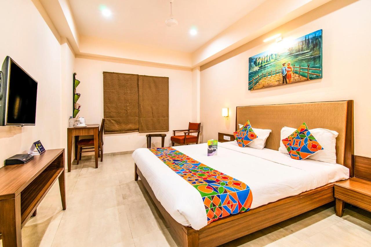 Fabhotel Flora Vastral Ahmedabad Exteriör bild